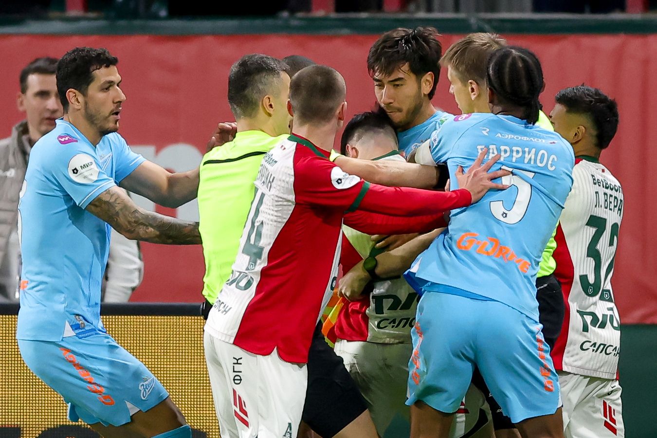 Отчёт «Локомотив» — «Зенит» — 0:0