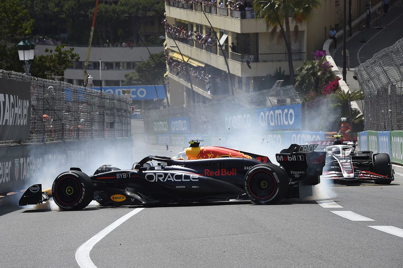 Фотографа Ф-1 травмировали осколки от аварии на старте Гран-при Монако. Вот его рассказ