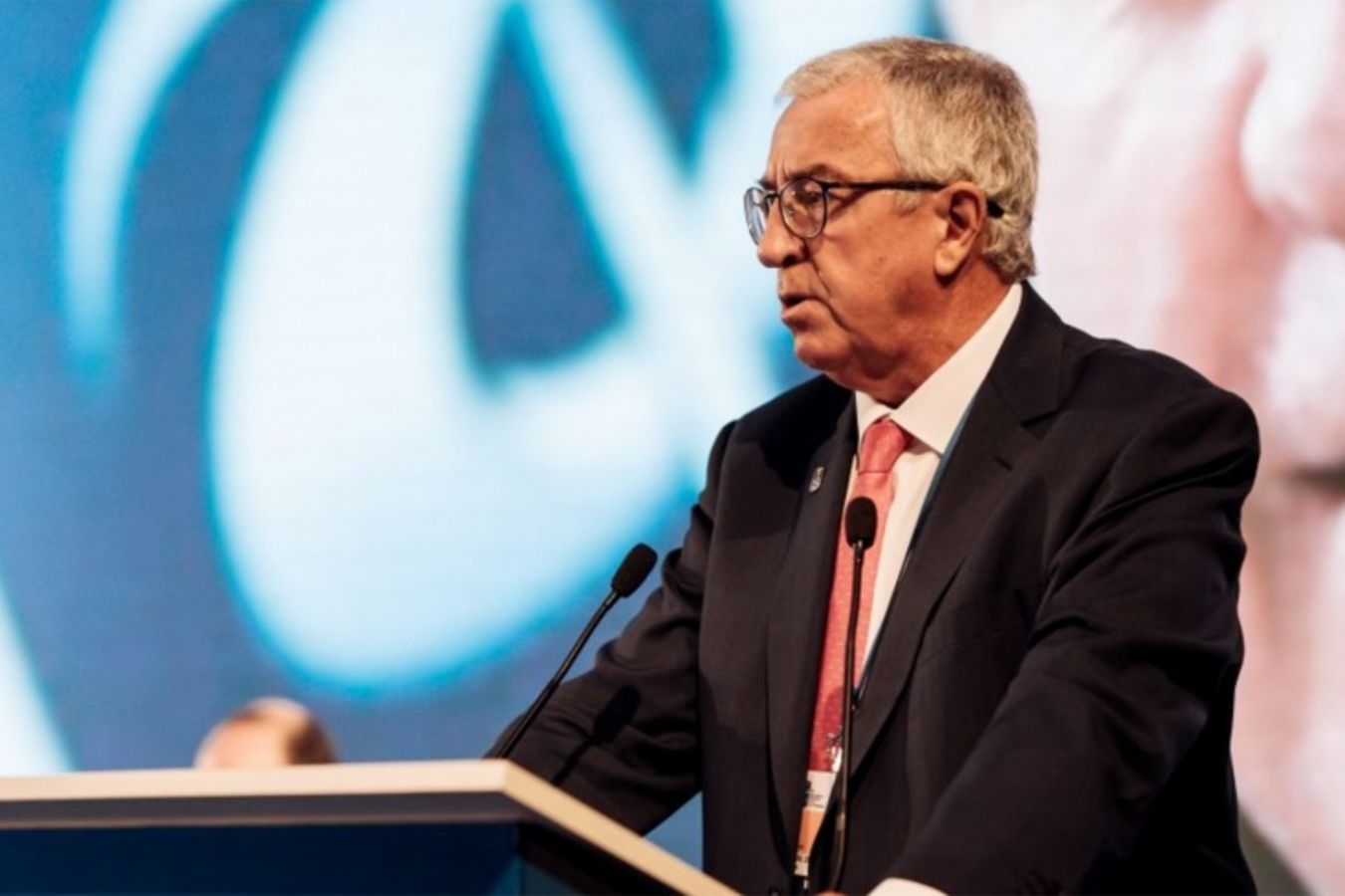 Люк Тардиф покинет пост президента Международной федерации хоккея