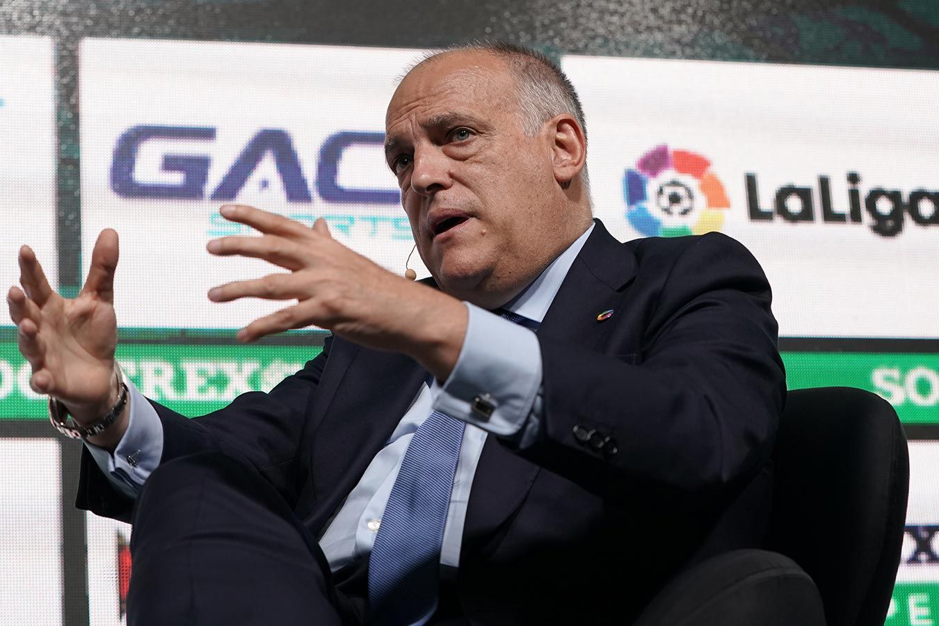 Глава Ла Лиги раскритиковал Винисиуса после расистского скандала в матче с «Валенсией»