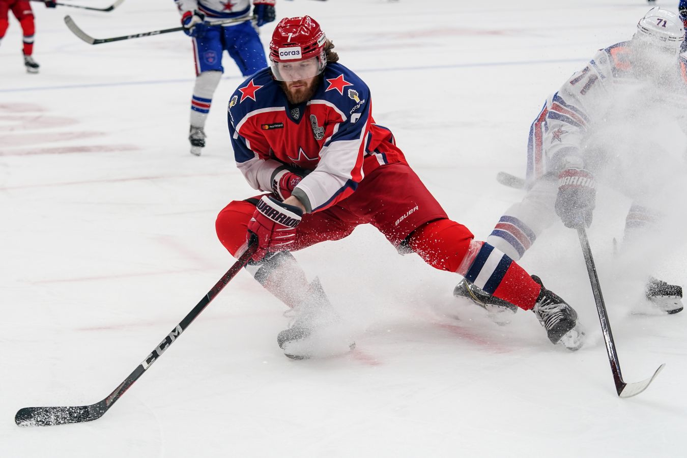 Приставы объявили в розыск имущество бывшего хоккеиста Ивана Телегина