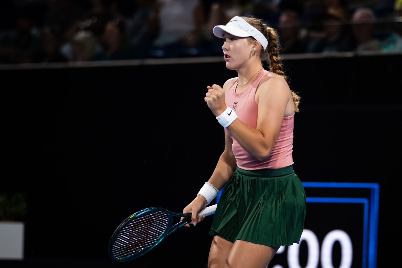 Спасибо мне. Мирра Андреева многократно поблагодарила саму себя после завоевания титула