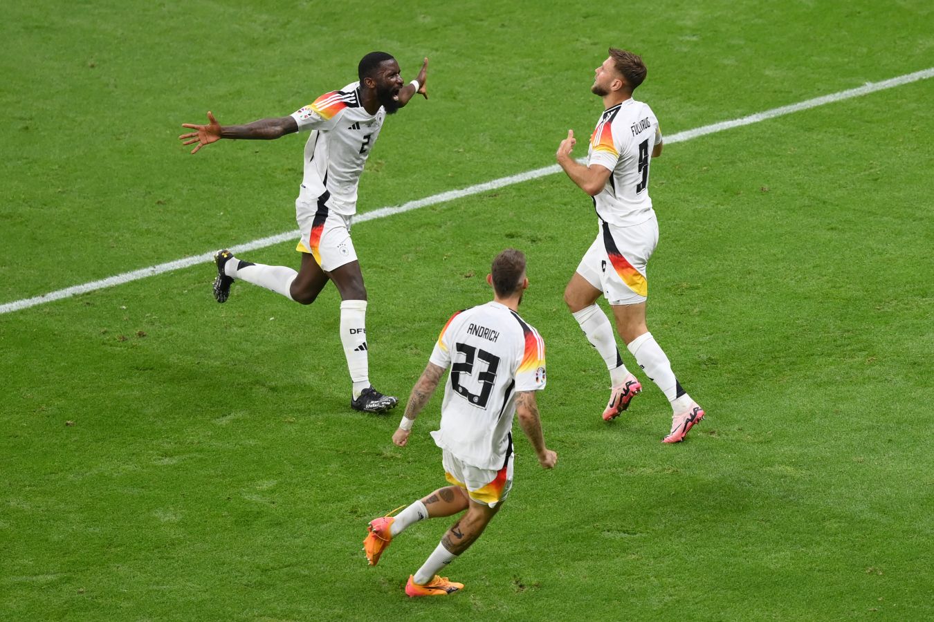 Германия трижды обыграла Данию в четырёх матчах на Евро
