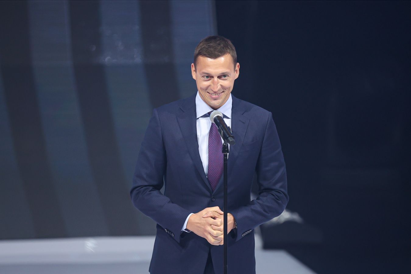Легков пожелал российским лыжникам соревноваться с сильнейшими спортсменами в 2023 году