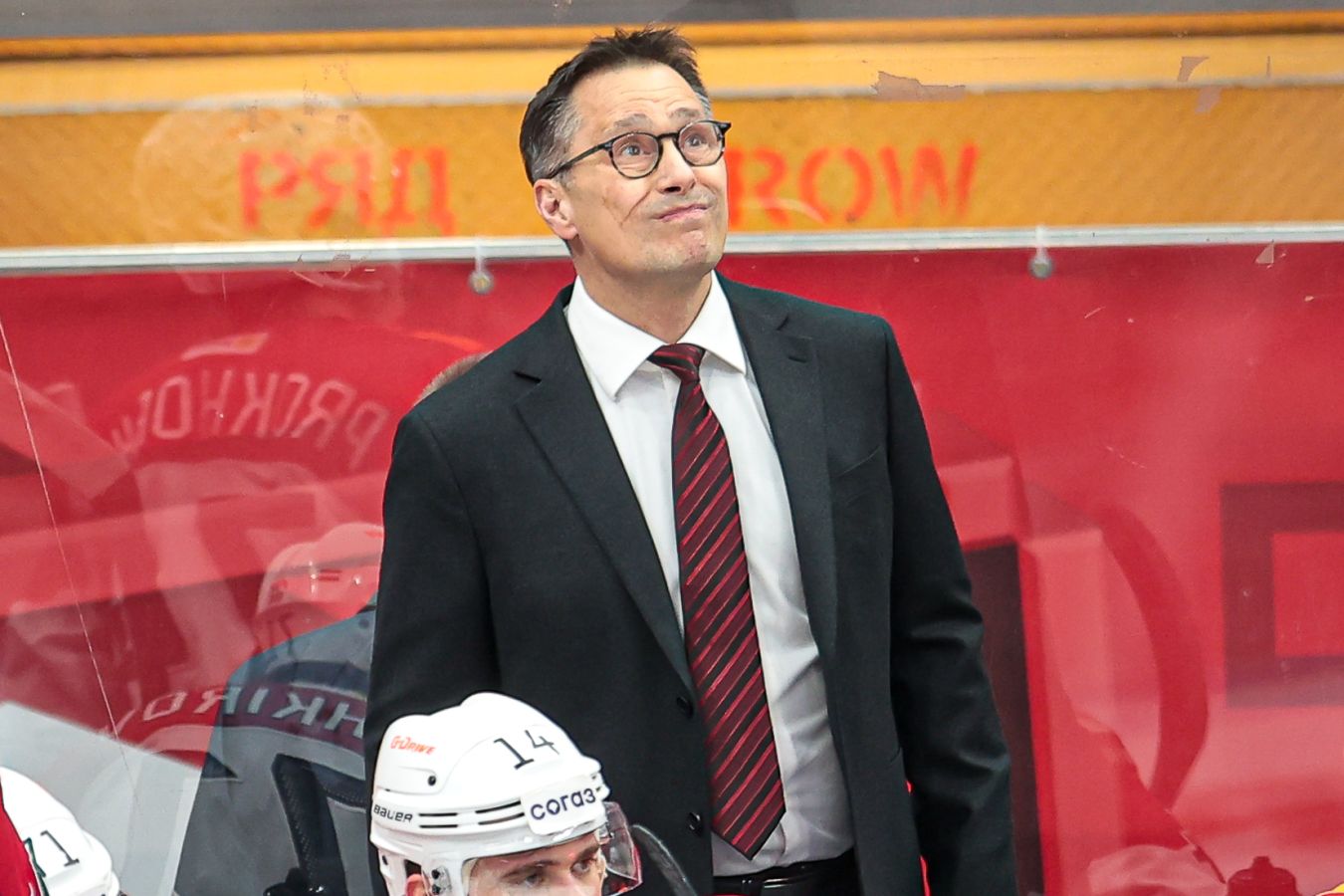 Ги Буше объяснил, почему в матче с Трактором за Авангард не дебютировали новички