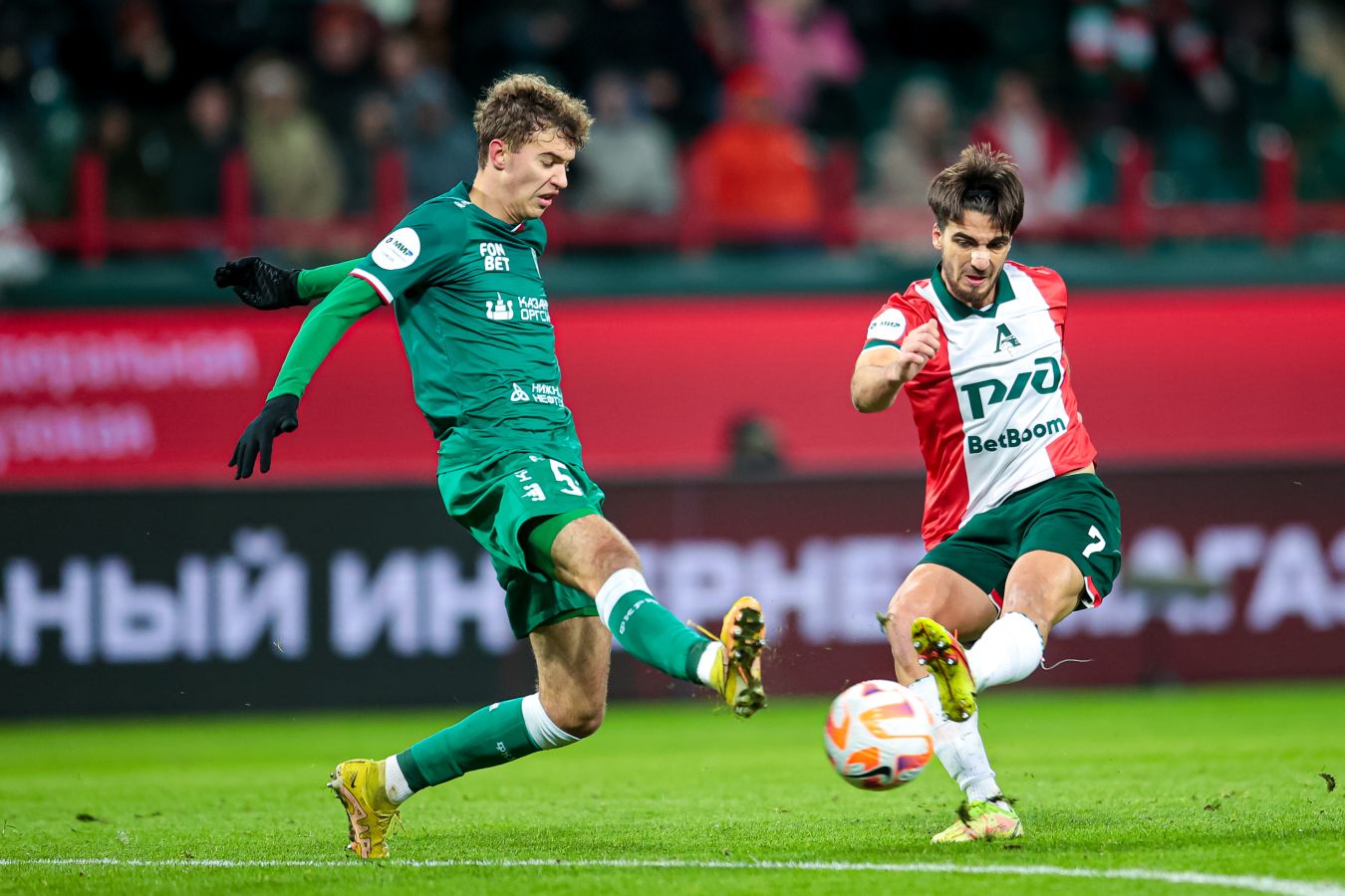 В Рубине заявили, что клуб открыт к предложениям по Рожкову в летнее трансферное окно