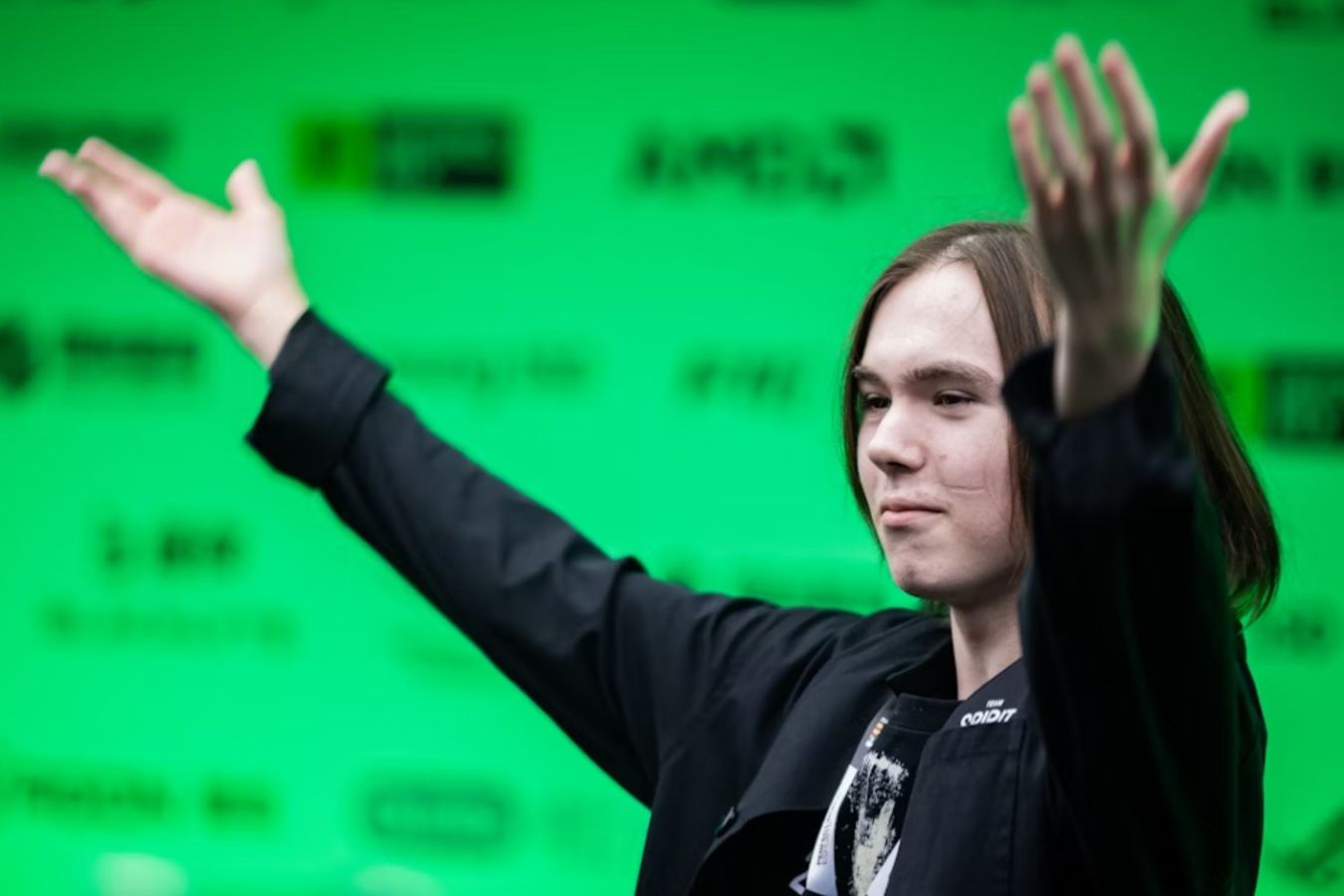 Донк и Монеси сыграют за одну команду в новогоднем шоу-матче по Counter-Strike 2
