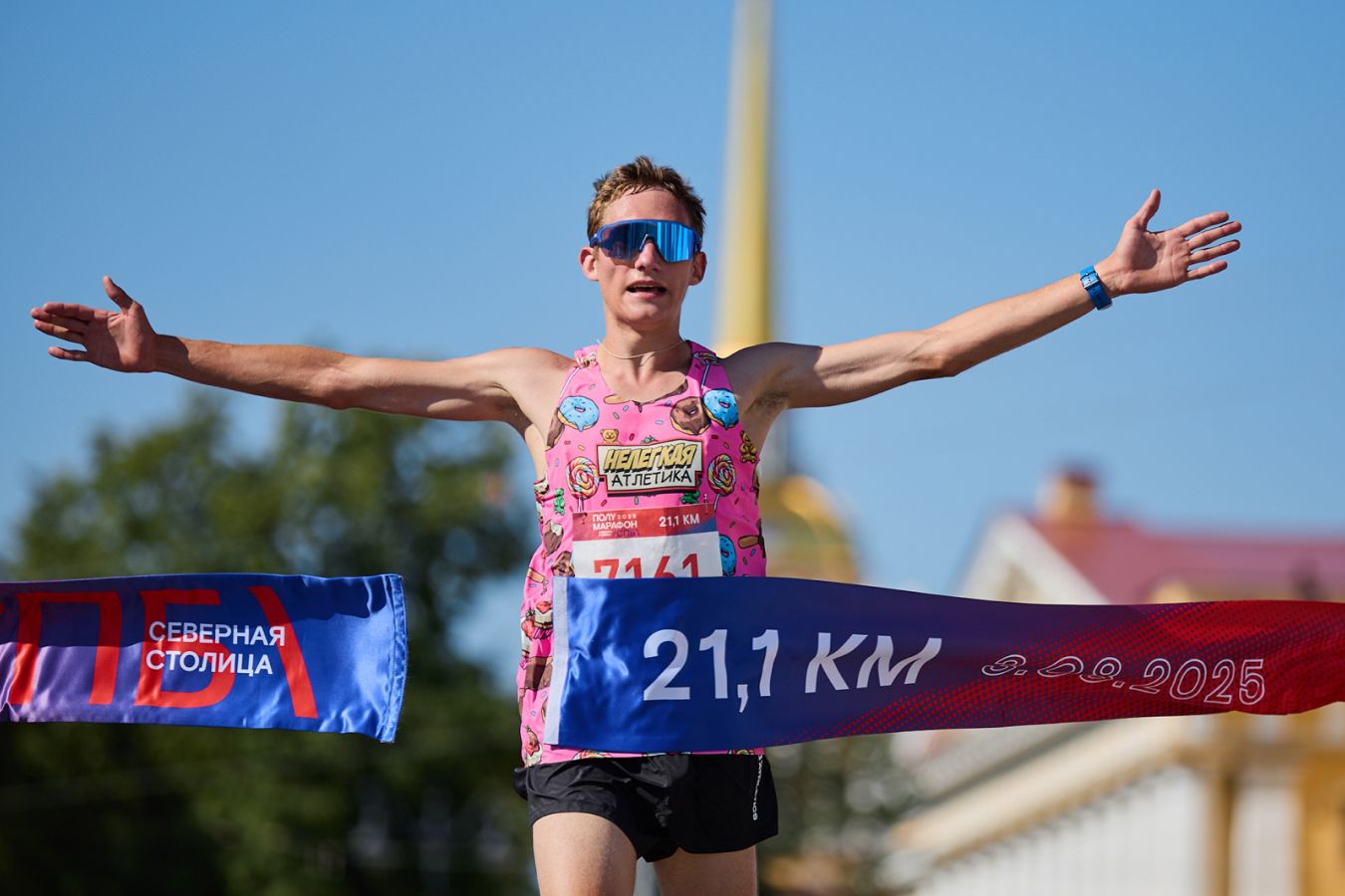 «Я сам не понял, что произошло». Российский лыжник пришёл в лёгкую атлетику и стал звездой