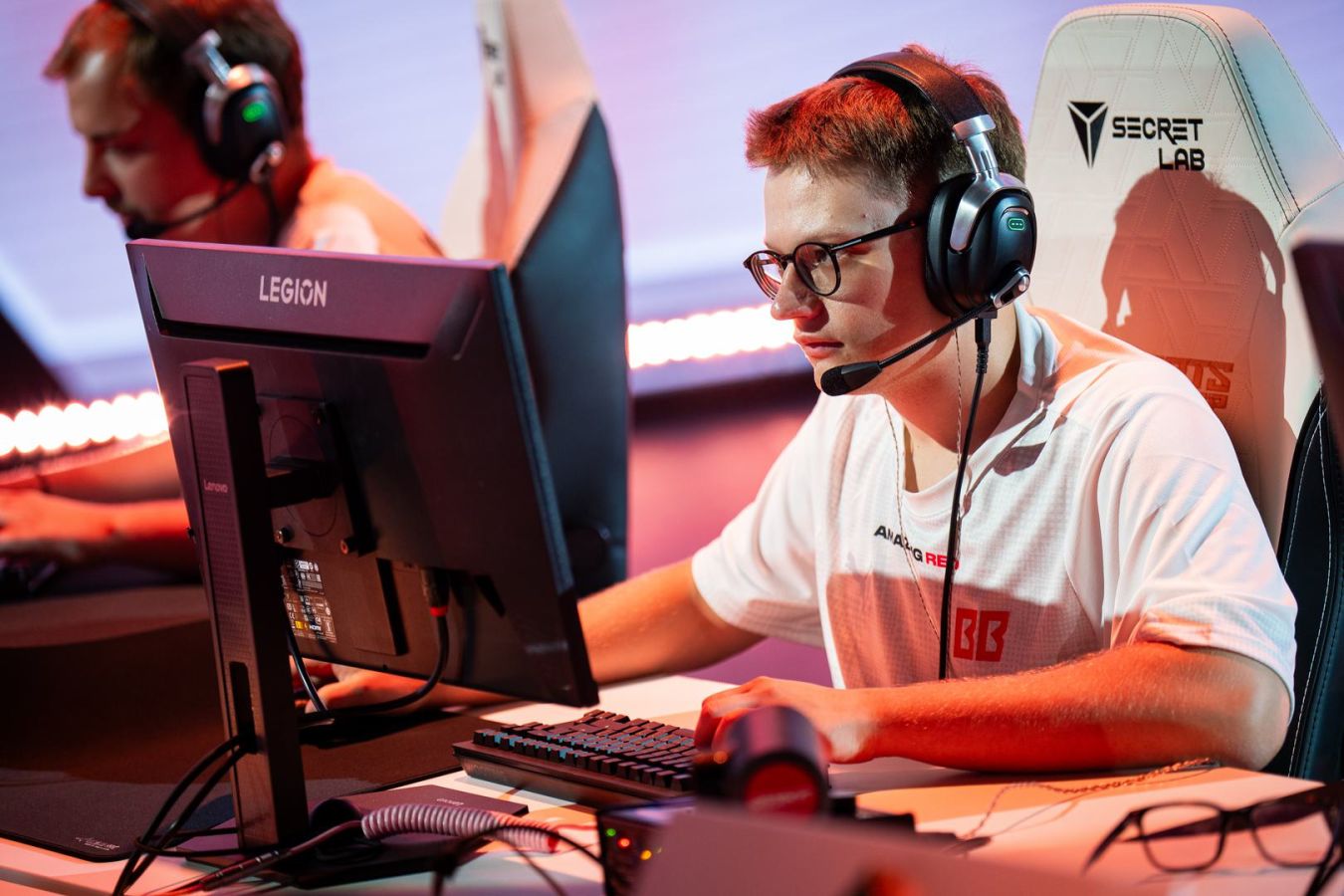 BetBoom Team камбэкнула с отставания в 35 тысяч золота и обыграла 1win на TI 2026