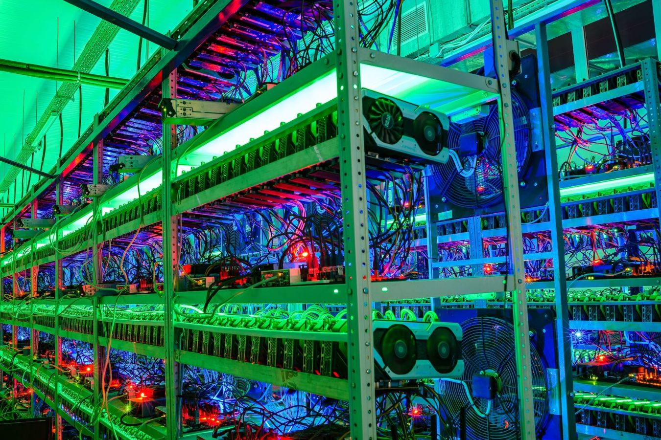 Техдиректор NVIDIA не увидел в криптовалютах ничего полезного для общества