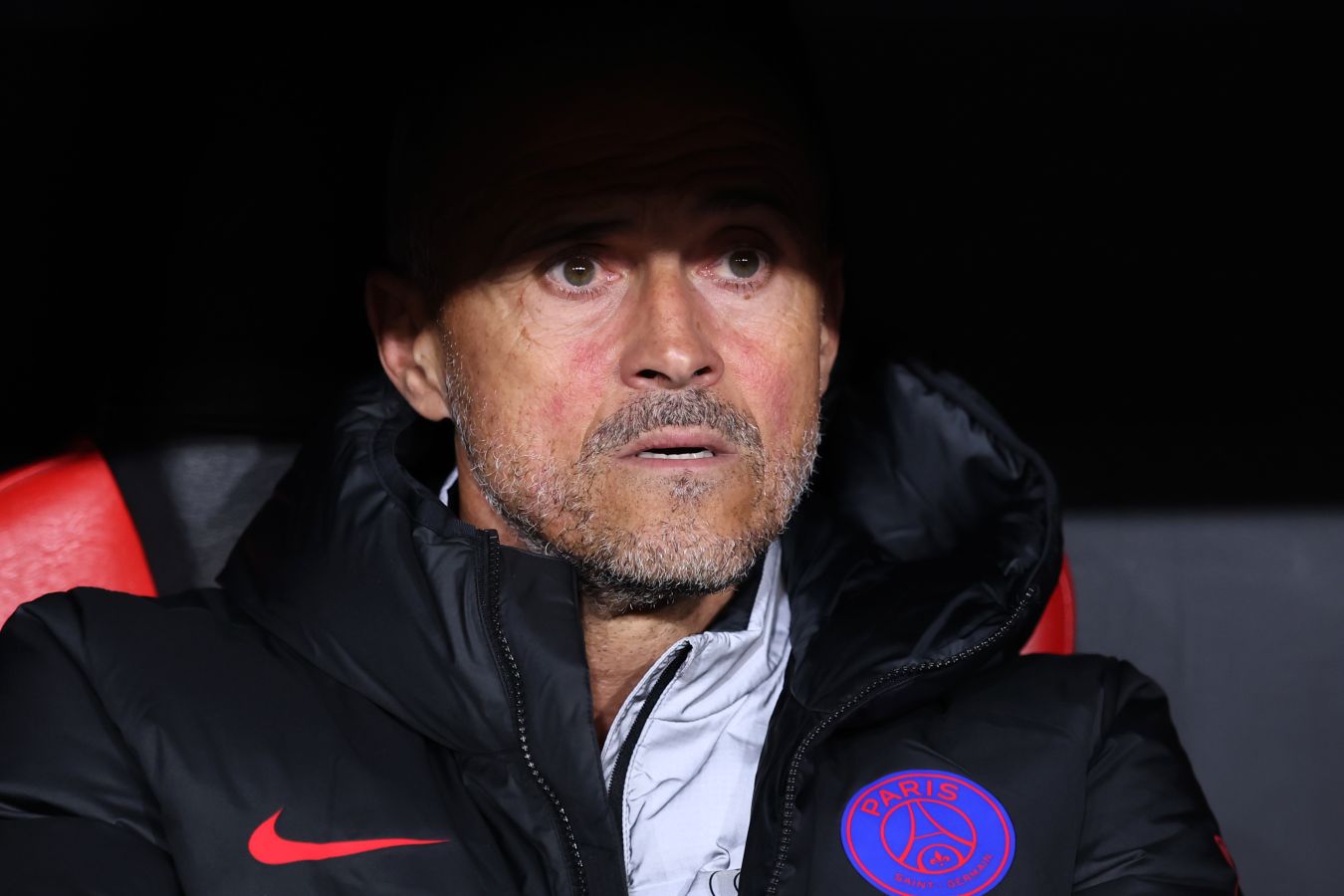 Луис Энрике покинул пресс-конференцию после вопроса об интересе ПСЖ к игроку Барселоны