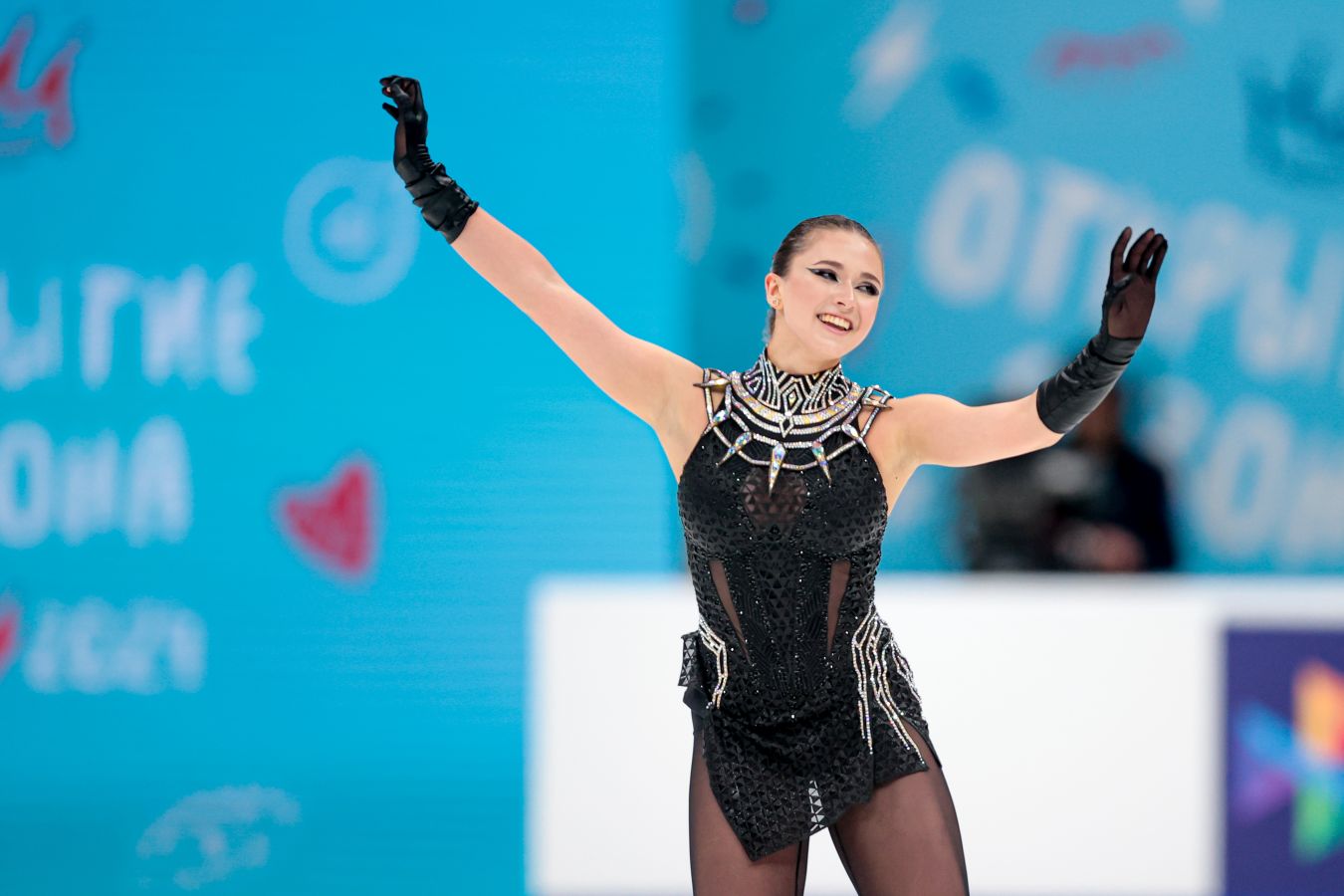 Роднина  о фильме про Валиеву: сравнивать нас странно, мы в разных весовых категориях