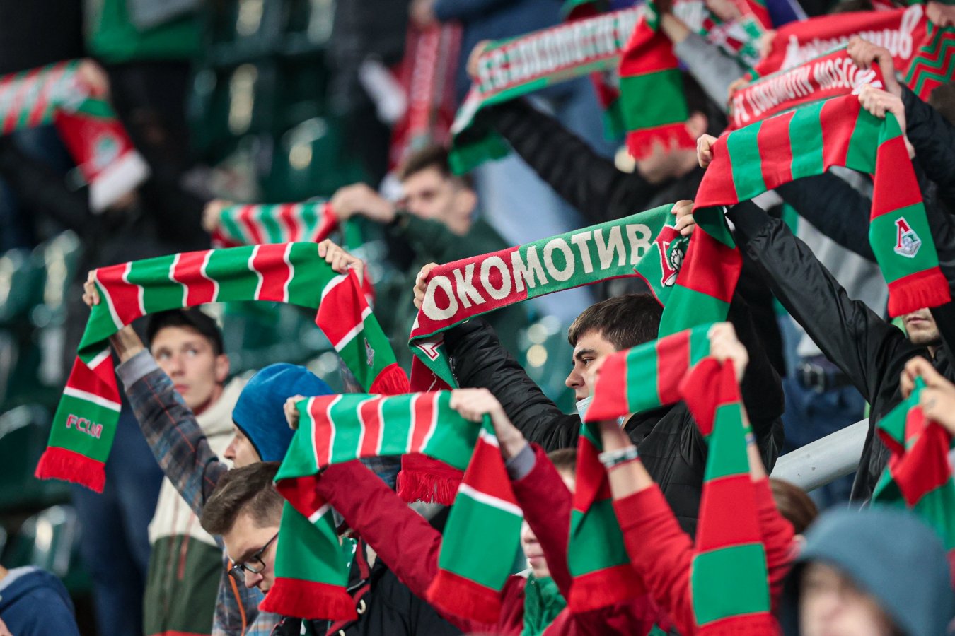 Фанаты «Локомотива» выступили с заявлением по поводу вручения серебряной медали Сёмину