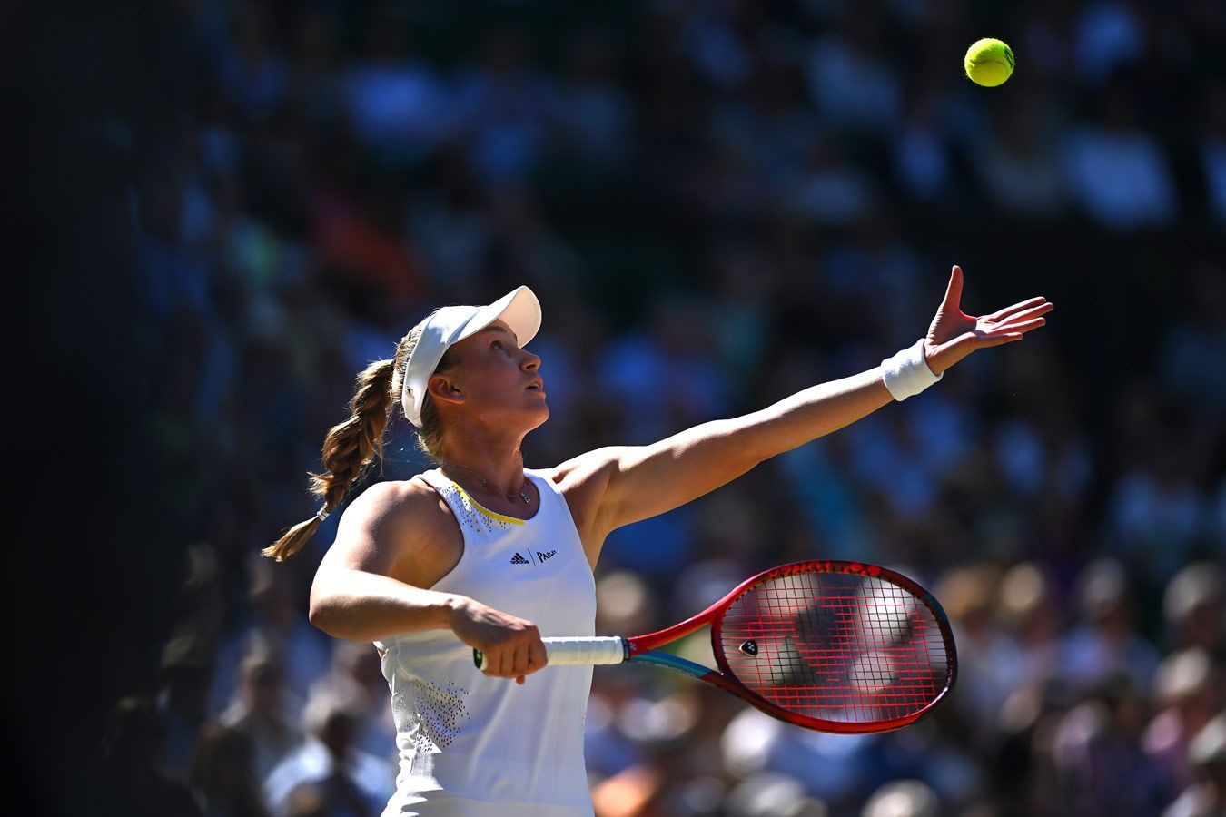 Видеообзор победы Елены Рыбакиной над Игой Свёнтек в 4-м круге Australian Open
