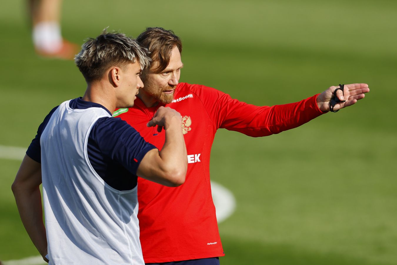 Карпин  о невызове Мостового: интереснее посмотреть на Садулаева и Глебова