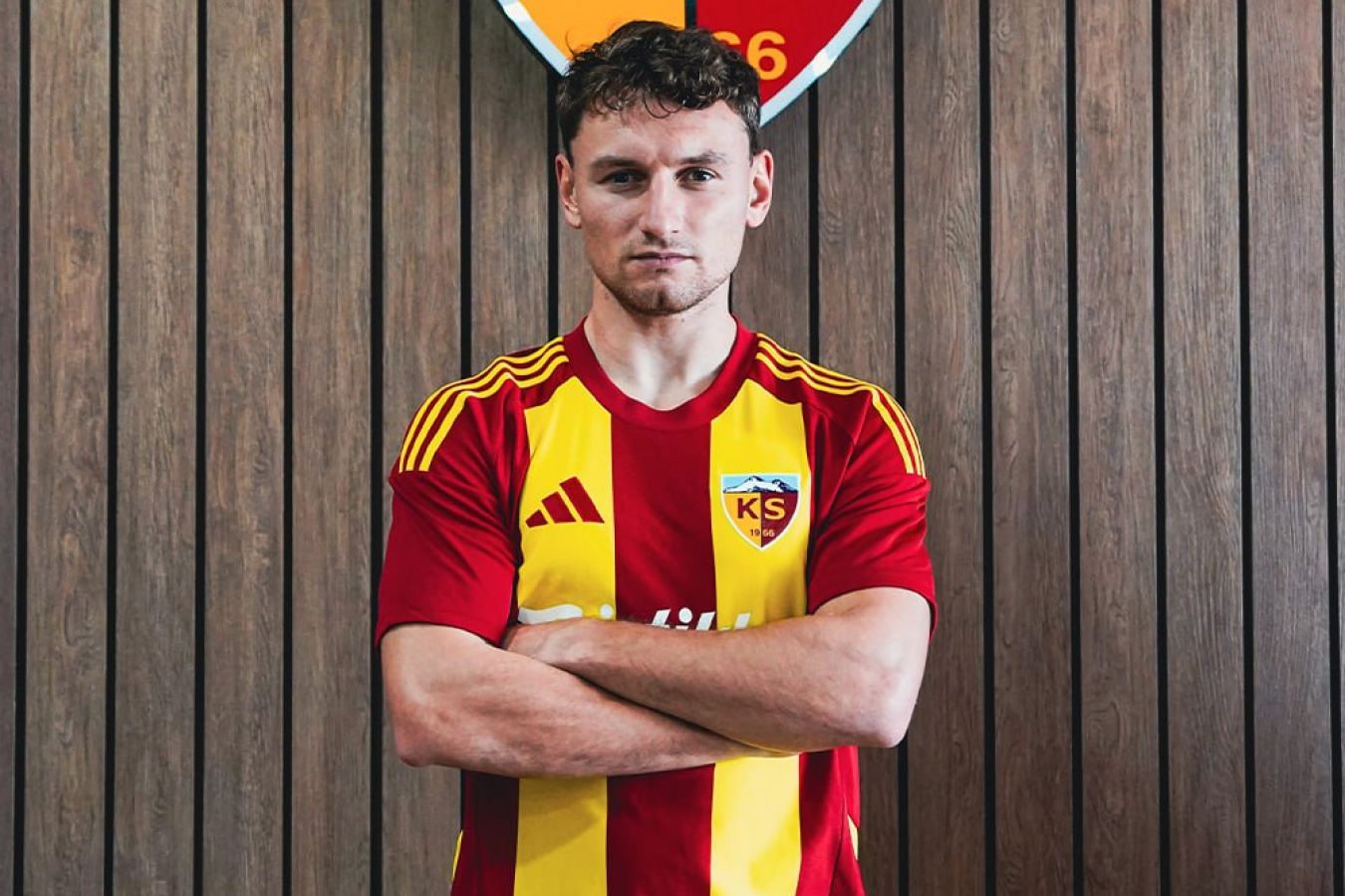Рыночная стоимость Чалова снизилась на  1 млн, Макарова  на  300 тыс.  Transfermarkt