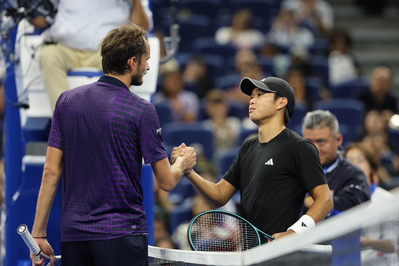 Даниил Медведев  Лёнер Тьен: онлайн-трансляция 1/8 финала Australian Open  2026