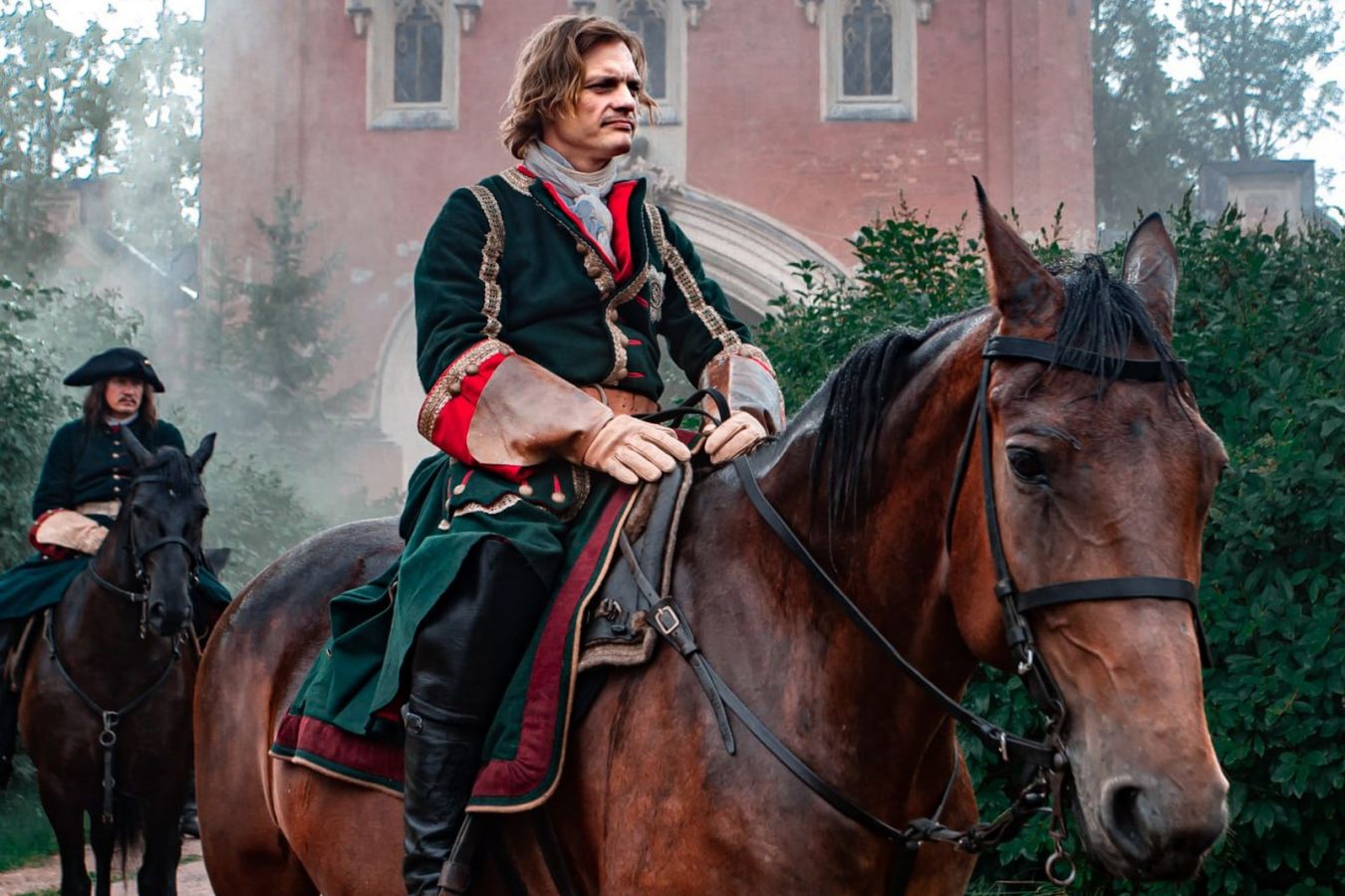 Появились первые кадры из сериала «Пётр I» про российского царя