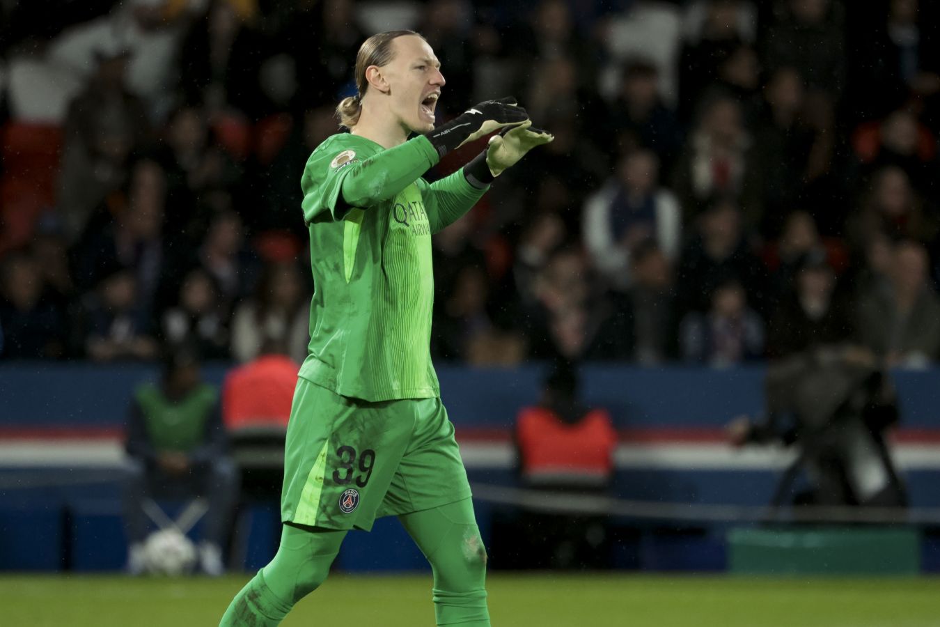 Сухарь Сафонова в видеообзоре матча Лиги чемпионов ПСЖ с Атлетиком