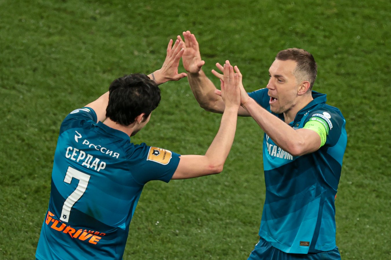 Дзюба и Азмун получили от WhoScored 10,0 за матч с Локомотивом