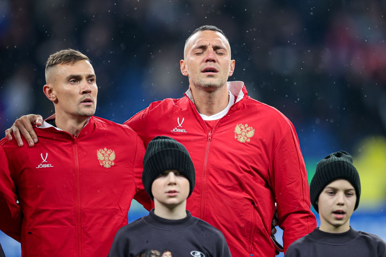 Круговой: Дзюбы не хватает в сборной, его шутки придают атмосферу