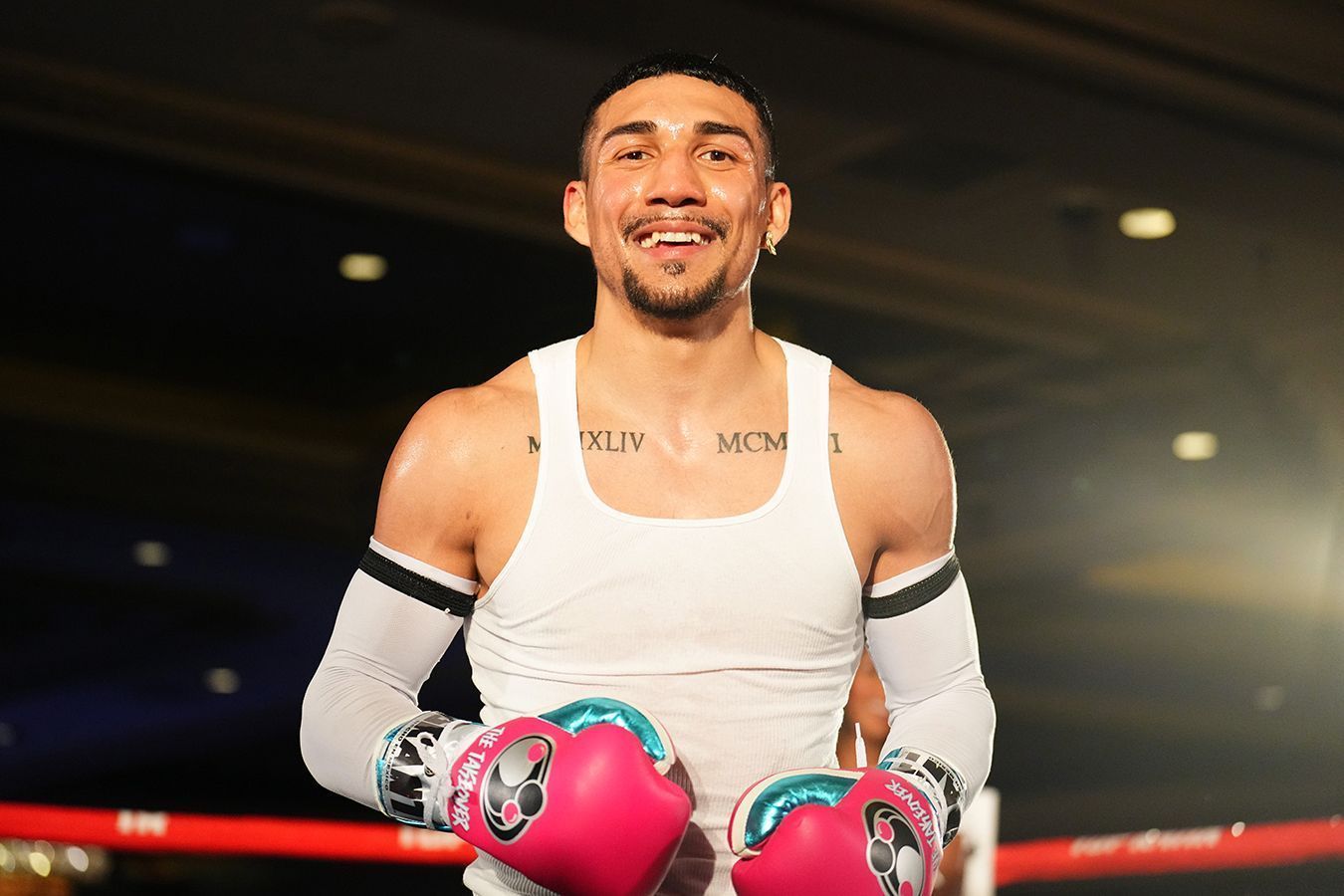 Теофимо Лопес перевесил Шакура Стивенсона в преддверии боя