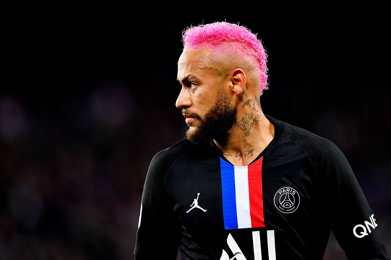 Как розовый цвет стал модным в футболе