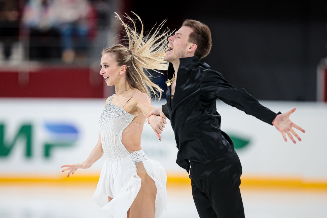 Олимпийский чемпион Никита Кацалапов показал, как катался 20 лет назад