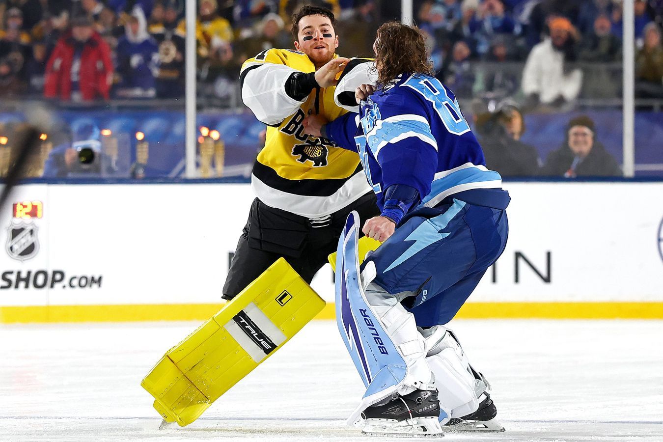 Он настоящий боец, без сомнений. Защитник Тампы Макдона  о драке Василевского