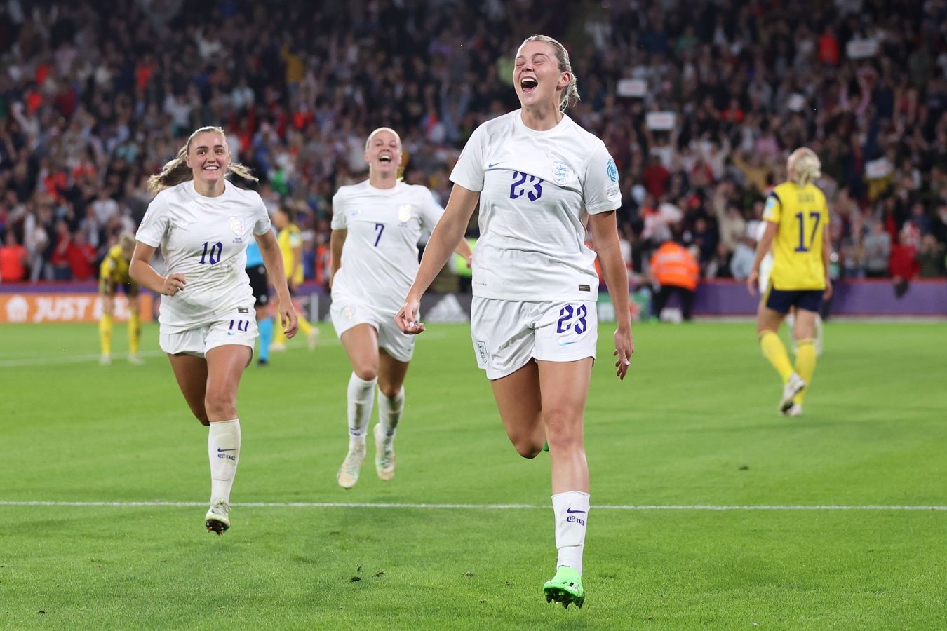 Сборная Англии разгромила Швецию и вышла в финал женского Евро-2022
