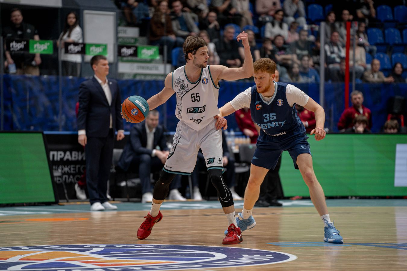 Зенит на выезде уверенно победил Нижний Новгород в матче Единой лиги