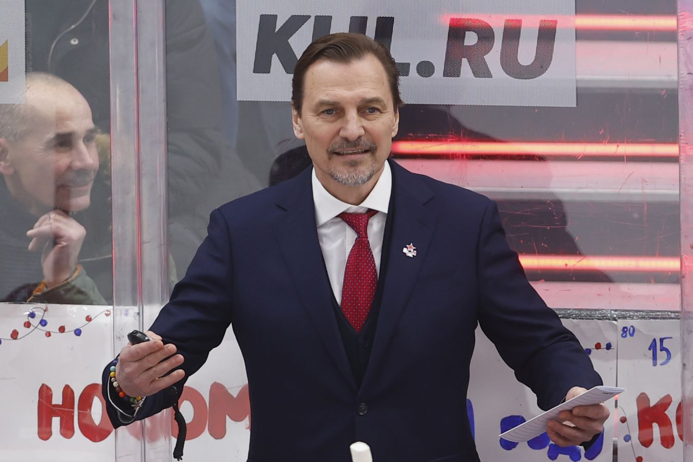 Андрей Зюзин поздравил Сергея Фёдорова с выводом из обращения Детройтом 91-го номера