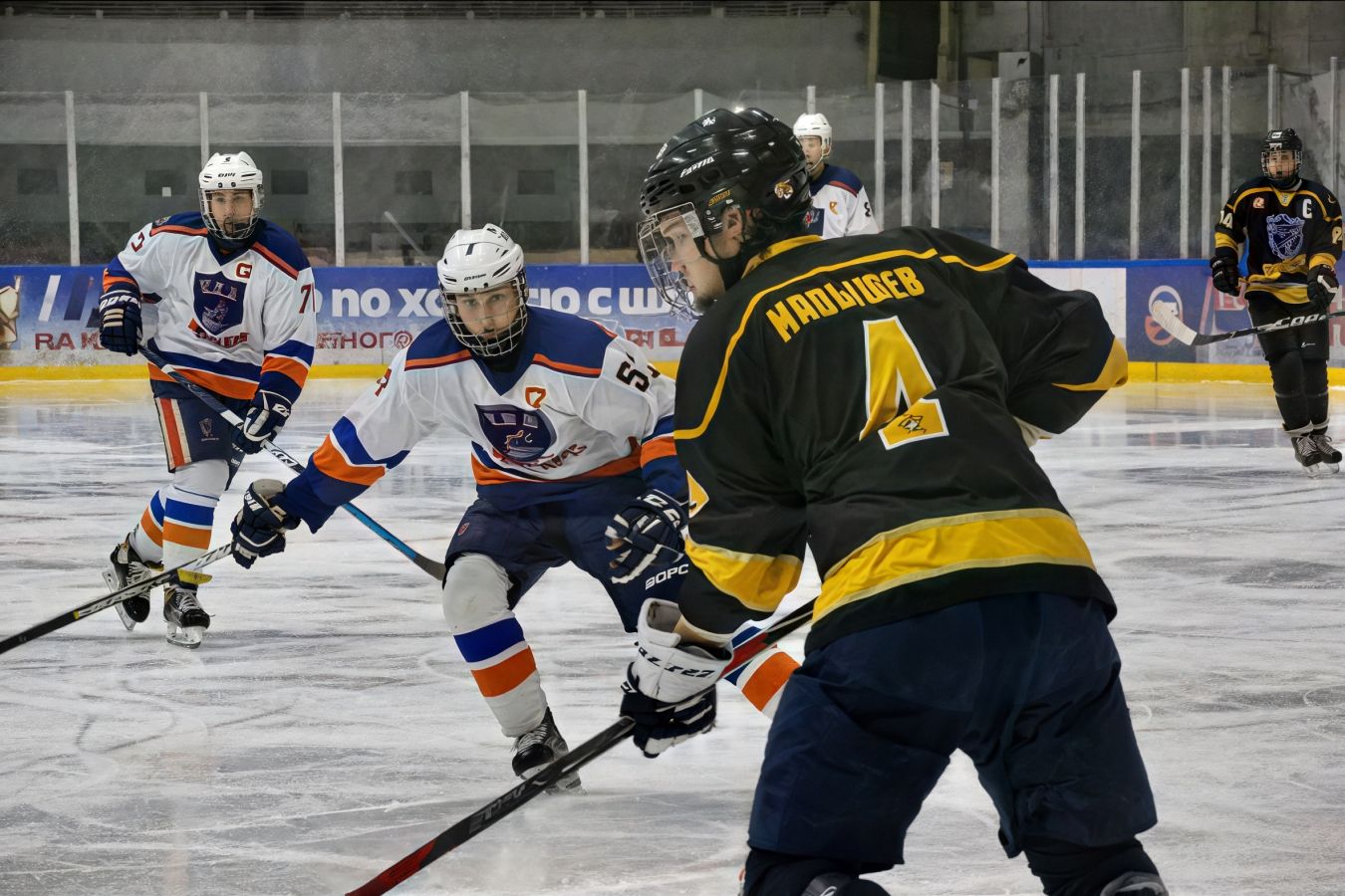 На Василия Малышева совершили нападение