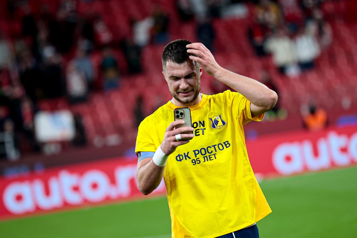 Комличенко  о переходе в Локомотив: было два звонка серьёзных, пропущенных!