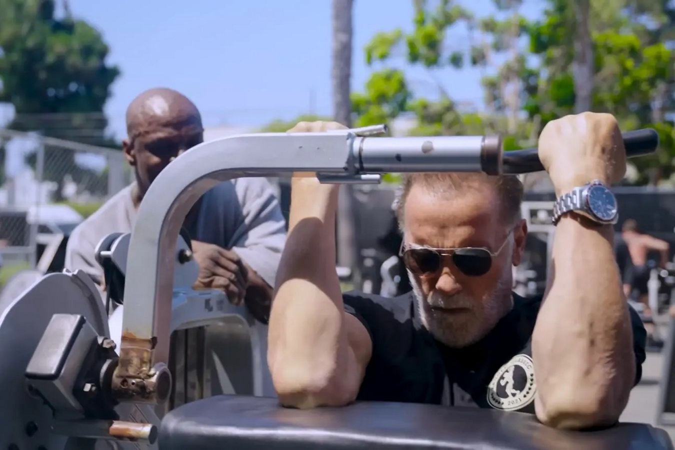 Арнольд Шварценеггер вернулся к тренировкам для съёмок в фильме Король Конан