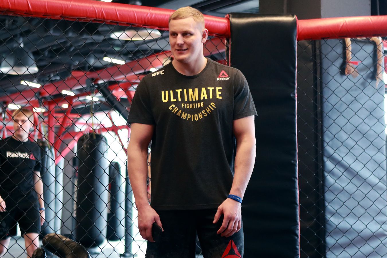 Гилберт Бёрнс отреагировал на победу Сергея Павловича в UFC