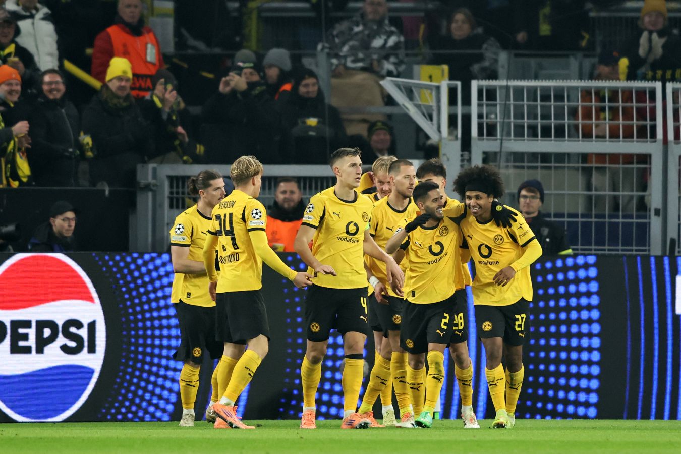 Байер  Боруссия Д: во сколько начало матча Бундеслиги, где смотреть трансляцию