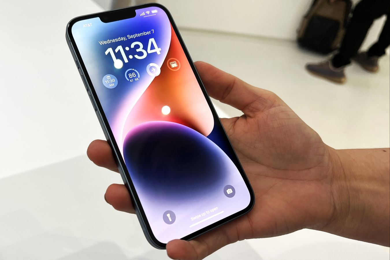 Слабые продажи iPhone 14 Plus вынудили Apple остановить производство