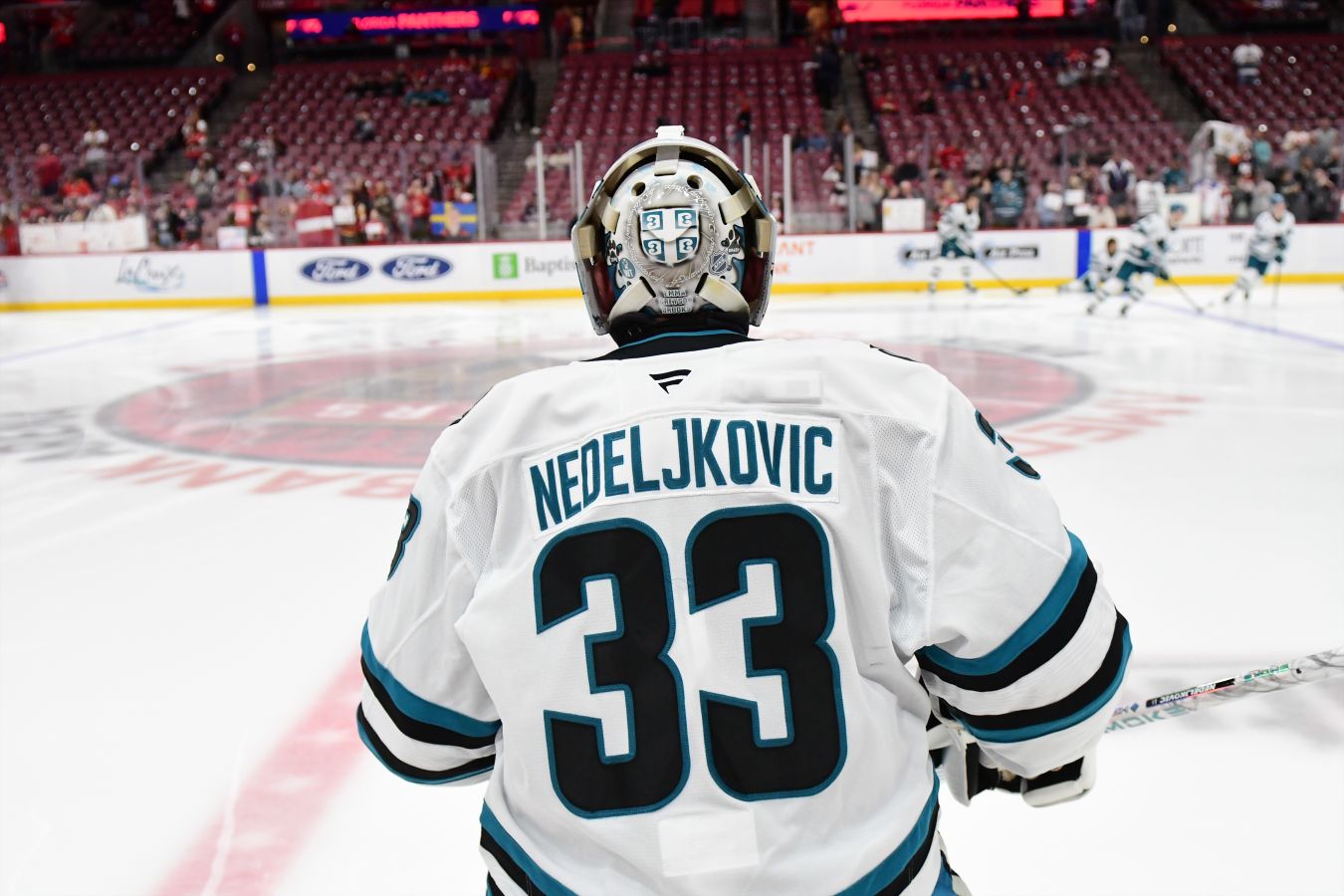 Старался не потерять ни одного зуба. Неделькович  о драке с Бобровским