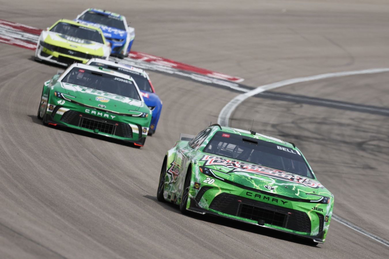 Забавная история в гонке NASCAR Cup Series
