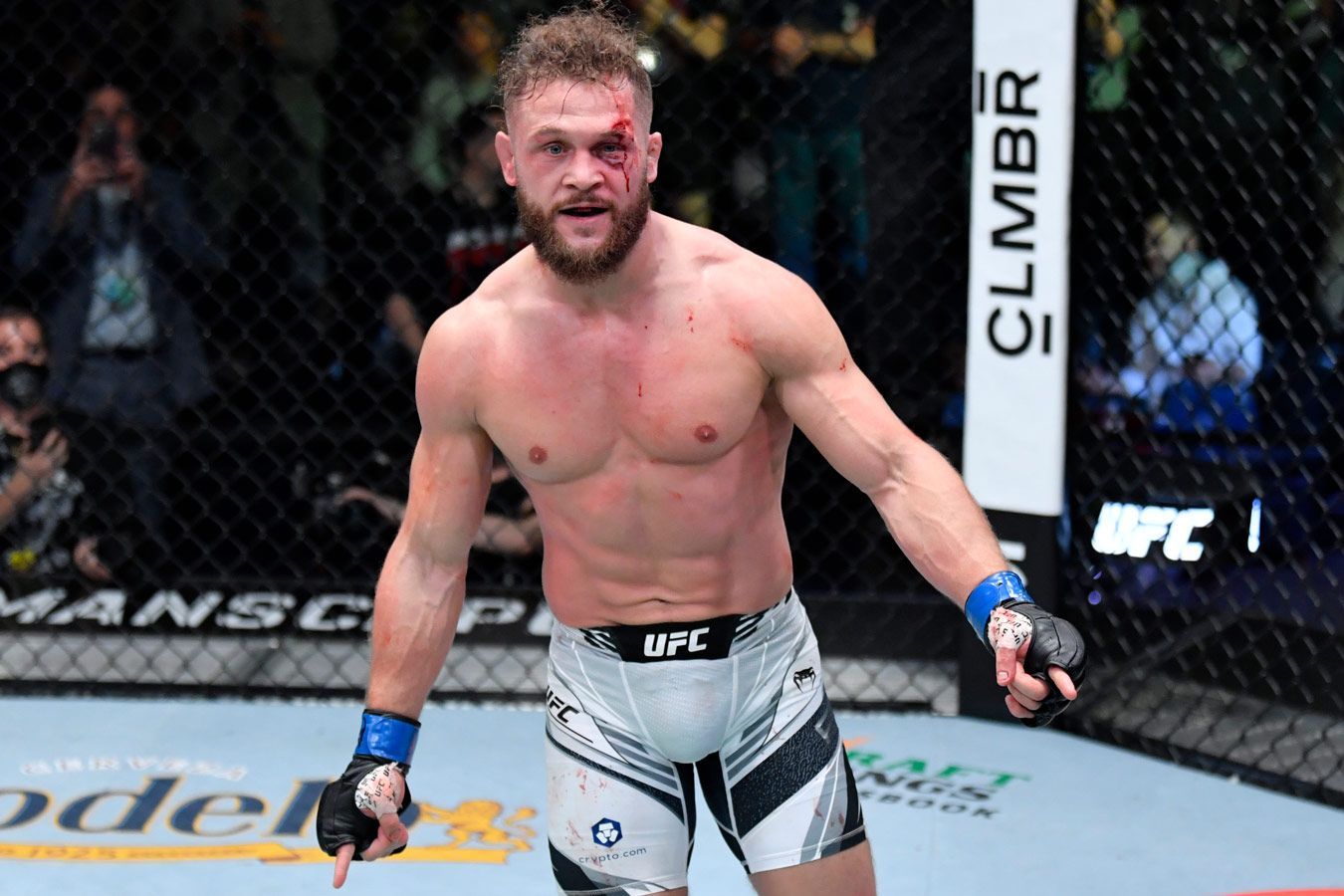Физиев разместил первый пост после победы в бою с дос Аньосом на UFC Вегас 58