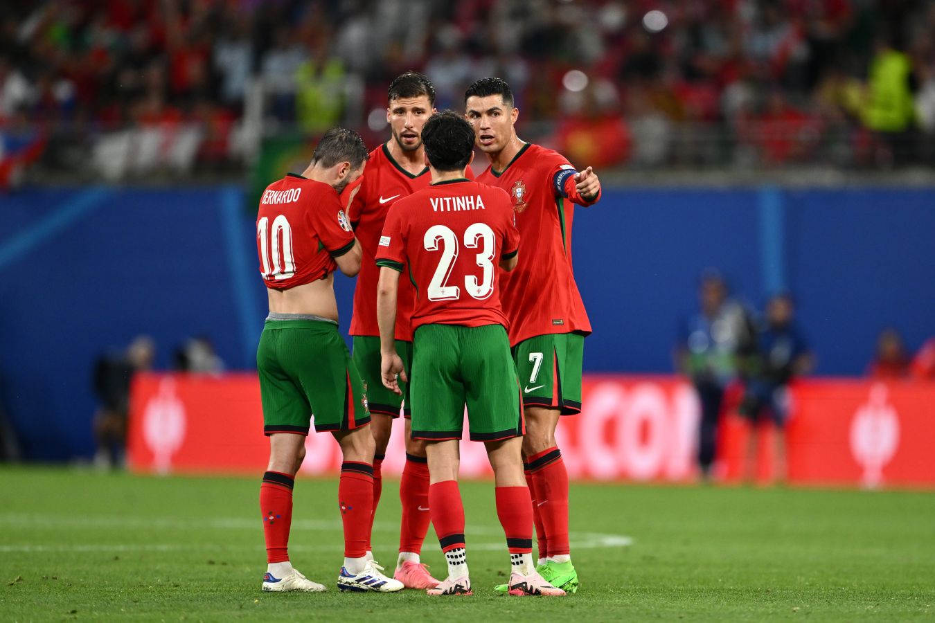 Барбоза: перед матчем со Словенией в сборной Португалии должны произойти изменения