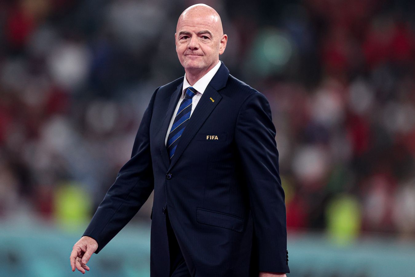 Канчельскис: глава ФИФА Инфантино хочет выделяться — ходит в костюме и белых кроссовках
