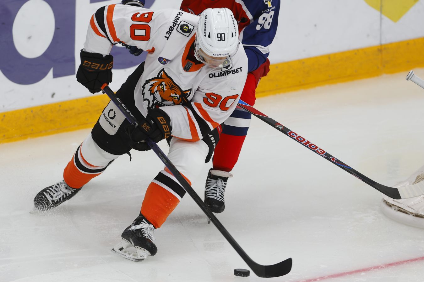 Нападающий Амура Олег Ли рассказал о своей любви к рыбалке