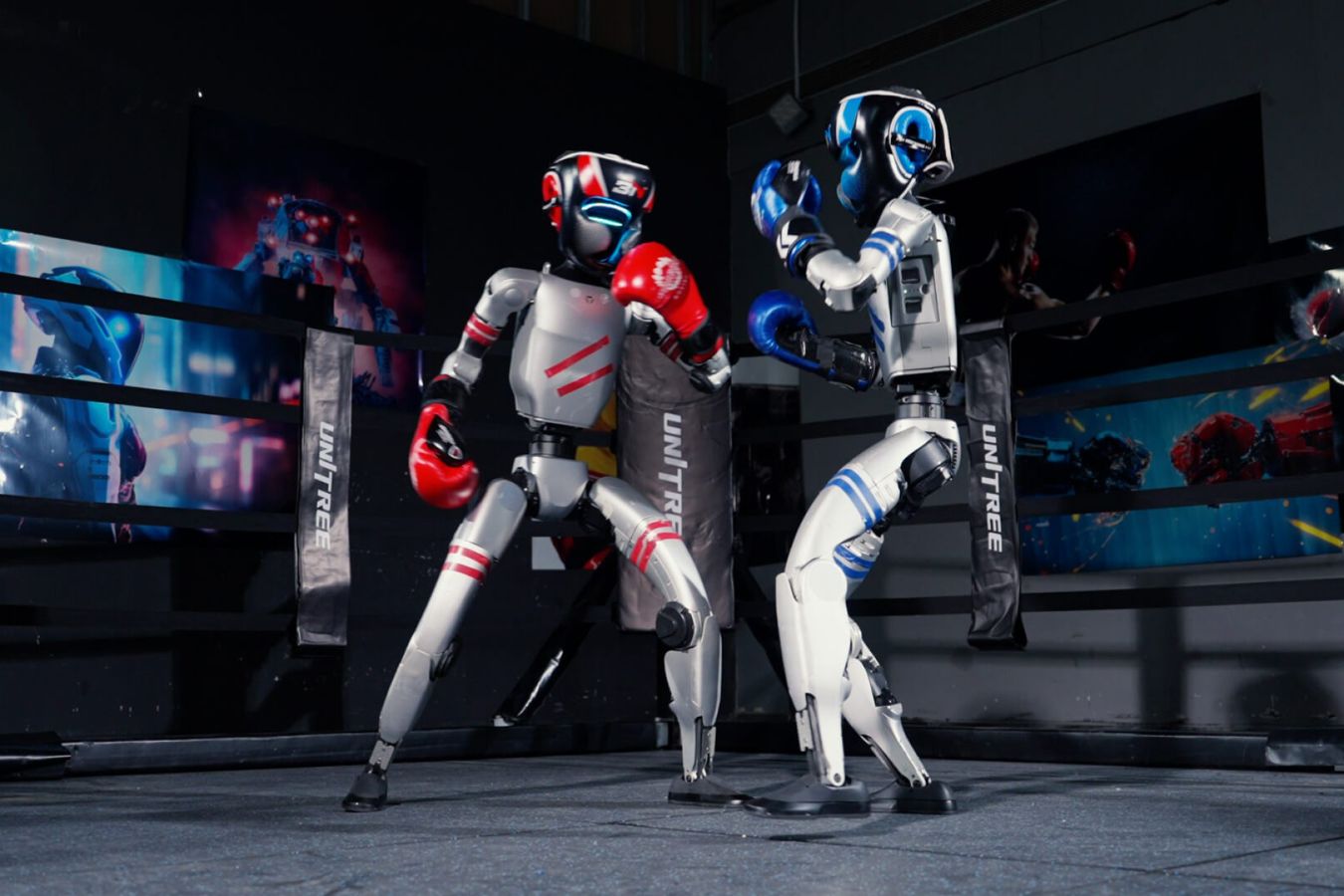 Первый бой по ММА между роботами