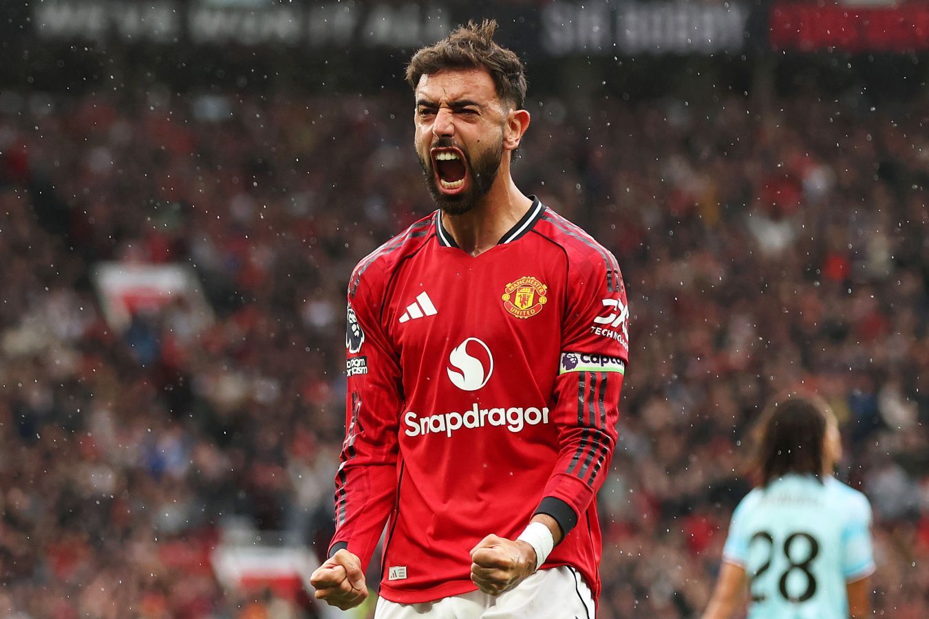 Руни назвал главного претендента на приз лучшему игроку года в английском футболе