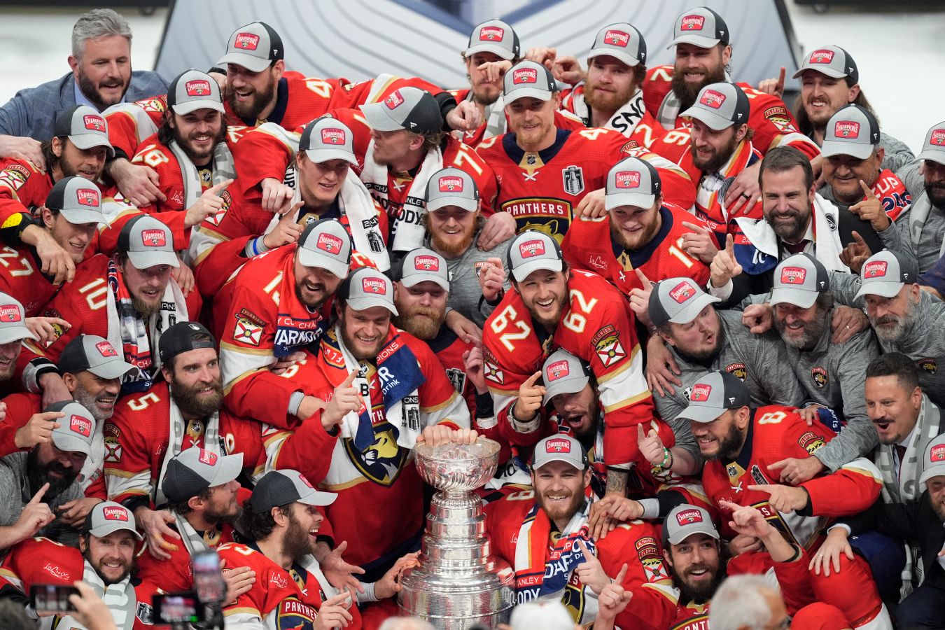 Сколько денег хоккеисты НХЛ получают за победу в Кубке Стэнли?