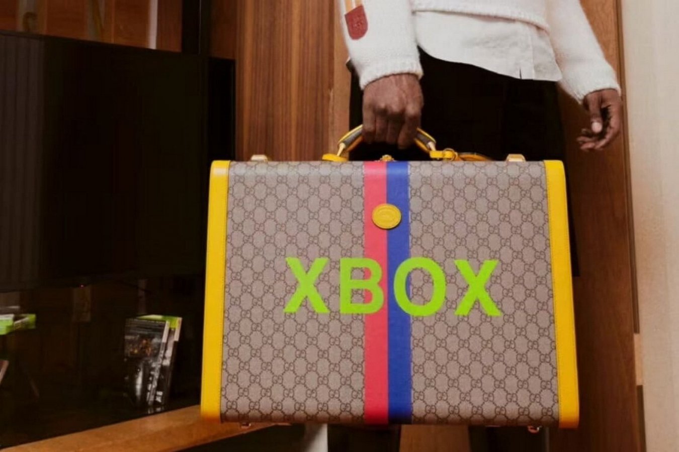 Премиум-бренд Gucci выпустит Xbox Series X за 722 тыс. рублей