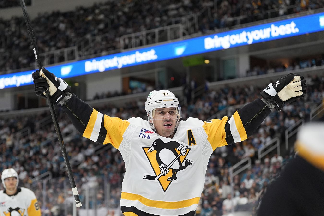 Малкин вышел на чистое шестое место по голам в истории НХЛ среди европейцев