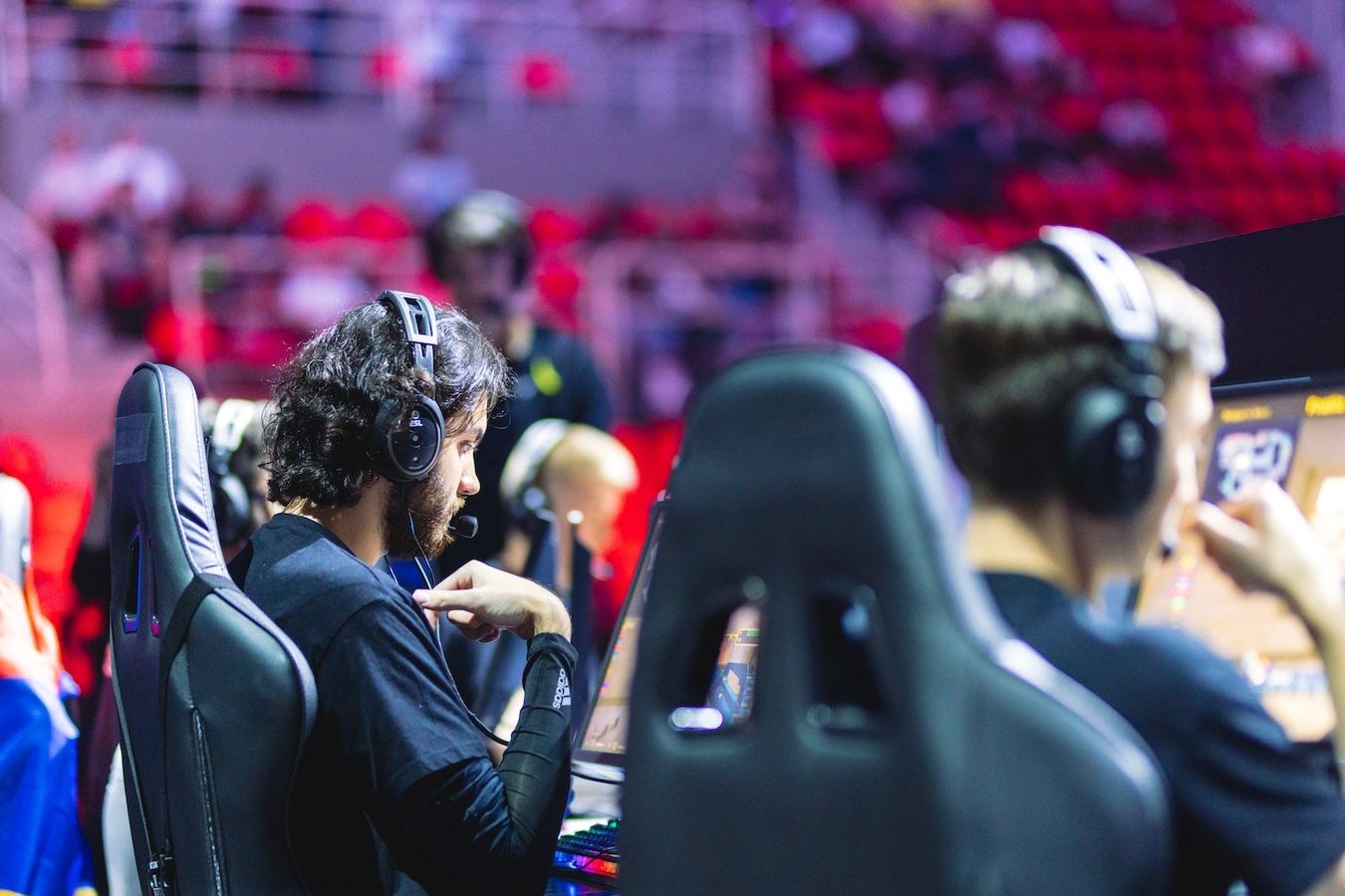 Клуб Virtus.pro двумя эмодзи отреагировал на победу на чемпионате мира по CS:GO